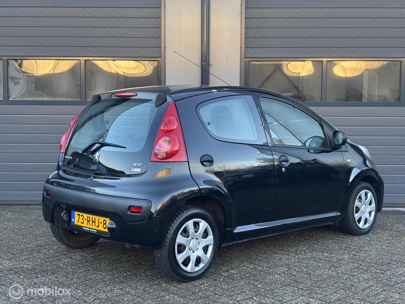 Hoofdafbeelding Peugeot 107