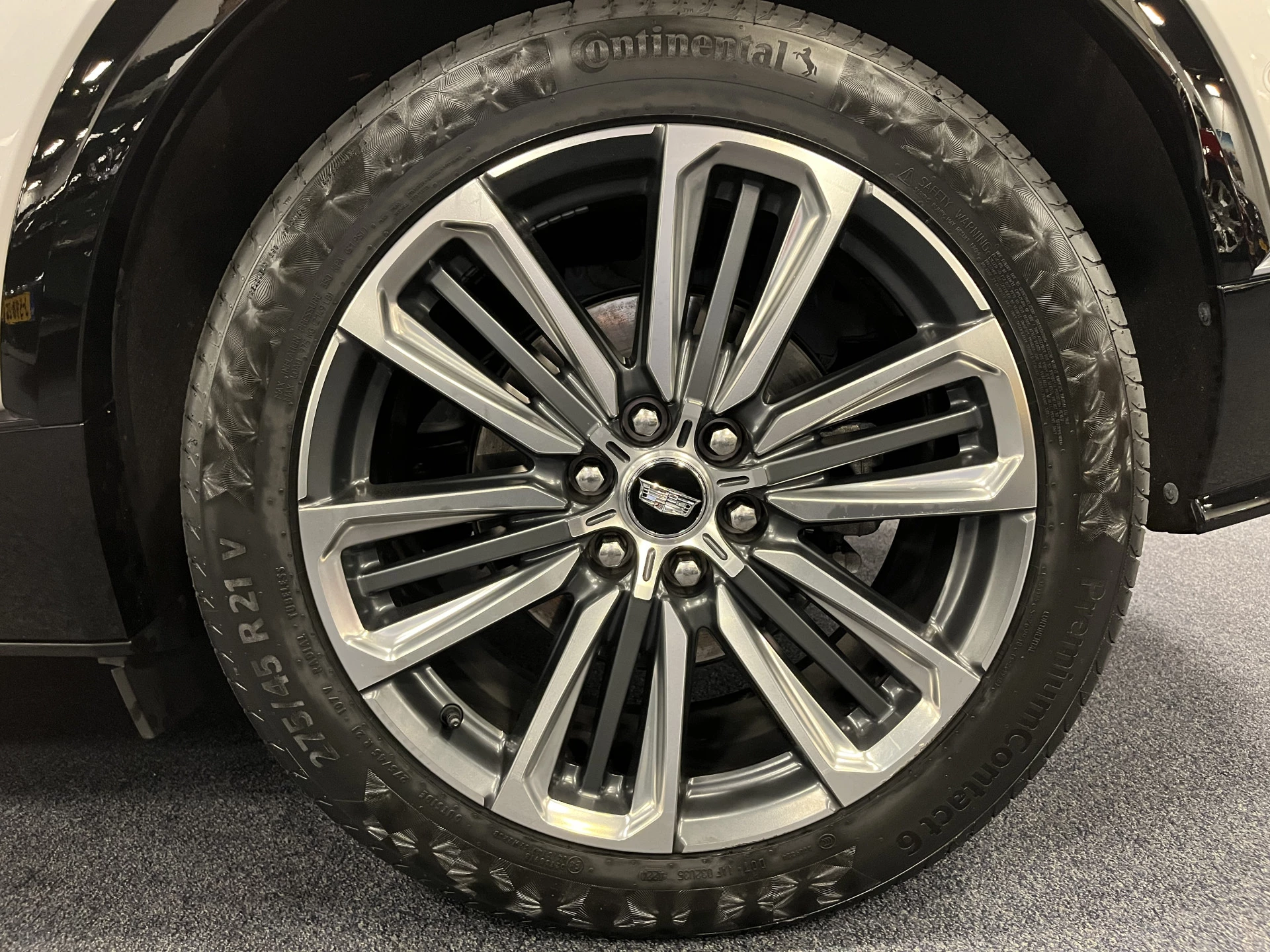 Hoofdafbeelding Cadillac LYRIQ
