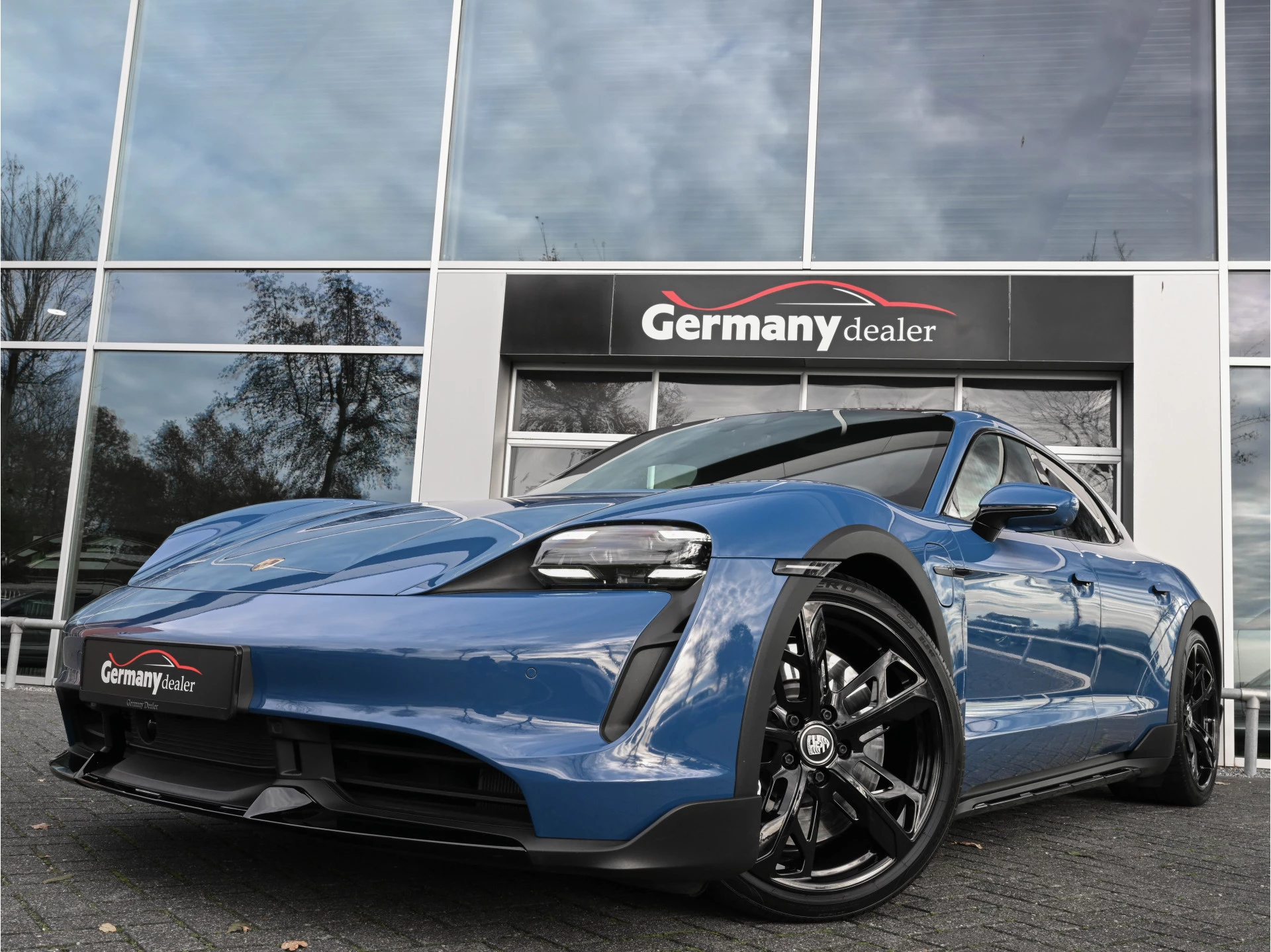 Hoofdafbeelding Porsche Taycan