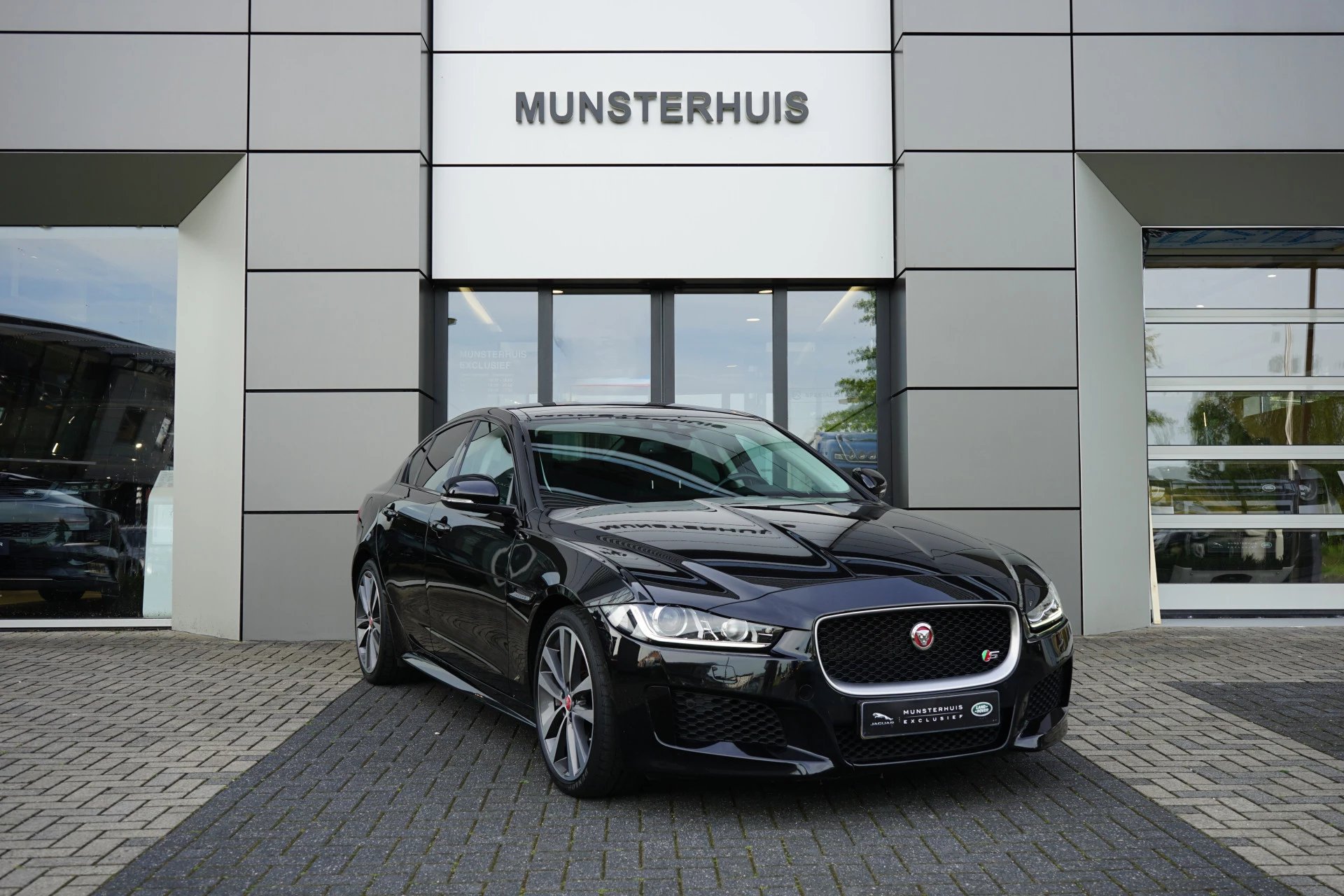 Hoofdafbeelding Jaguar XE