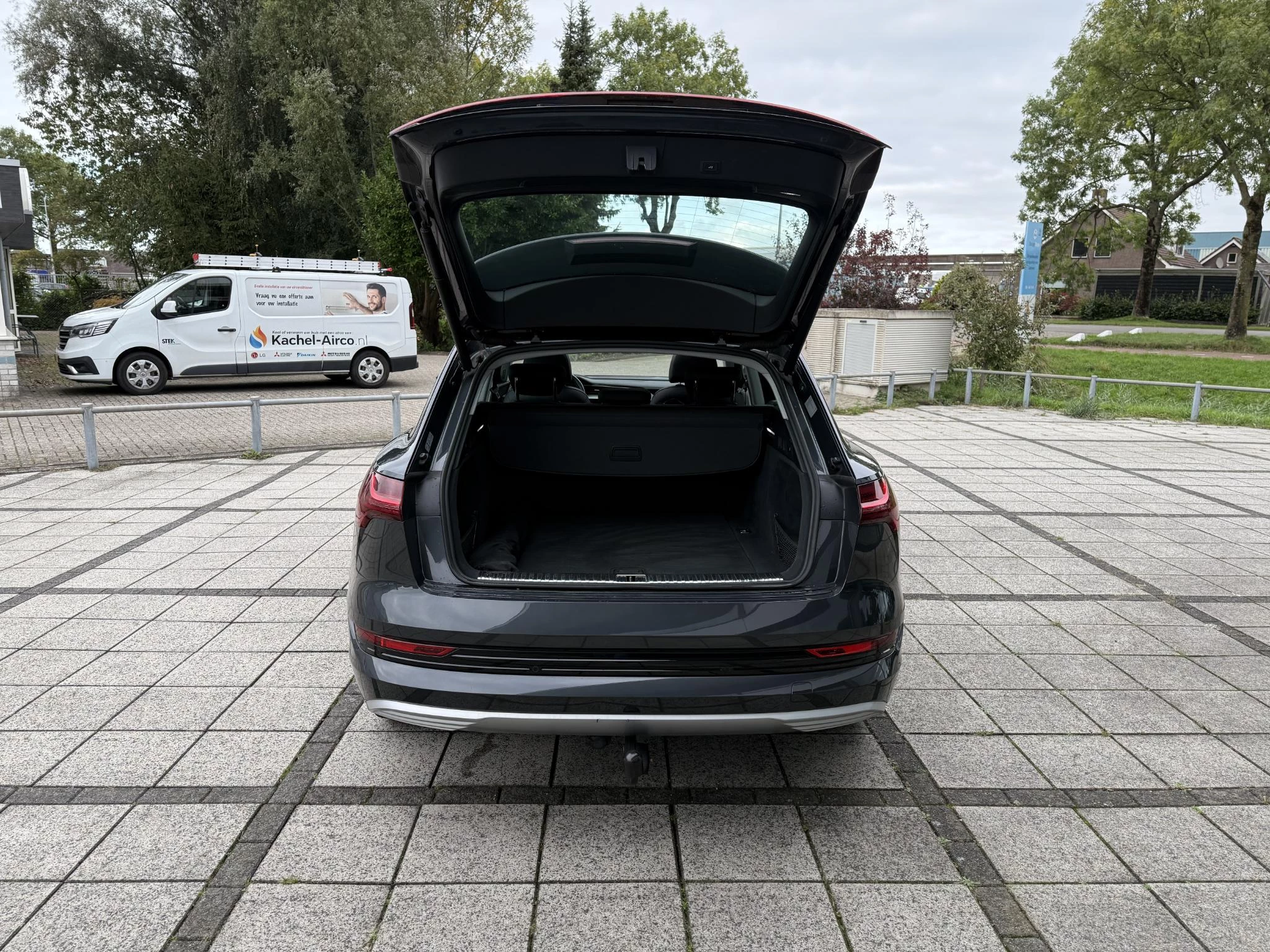 Hoofdafbeelding Audi e-tron