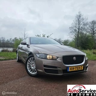 Jaguar XE 2.0 D Corporate Edition Pure