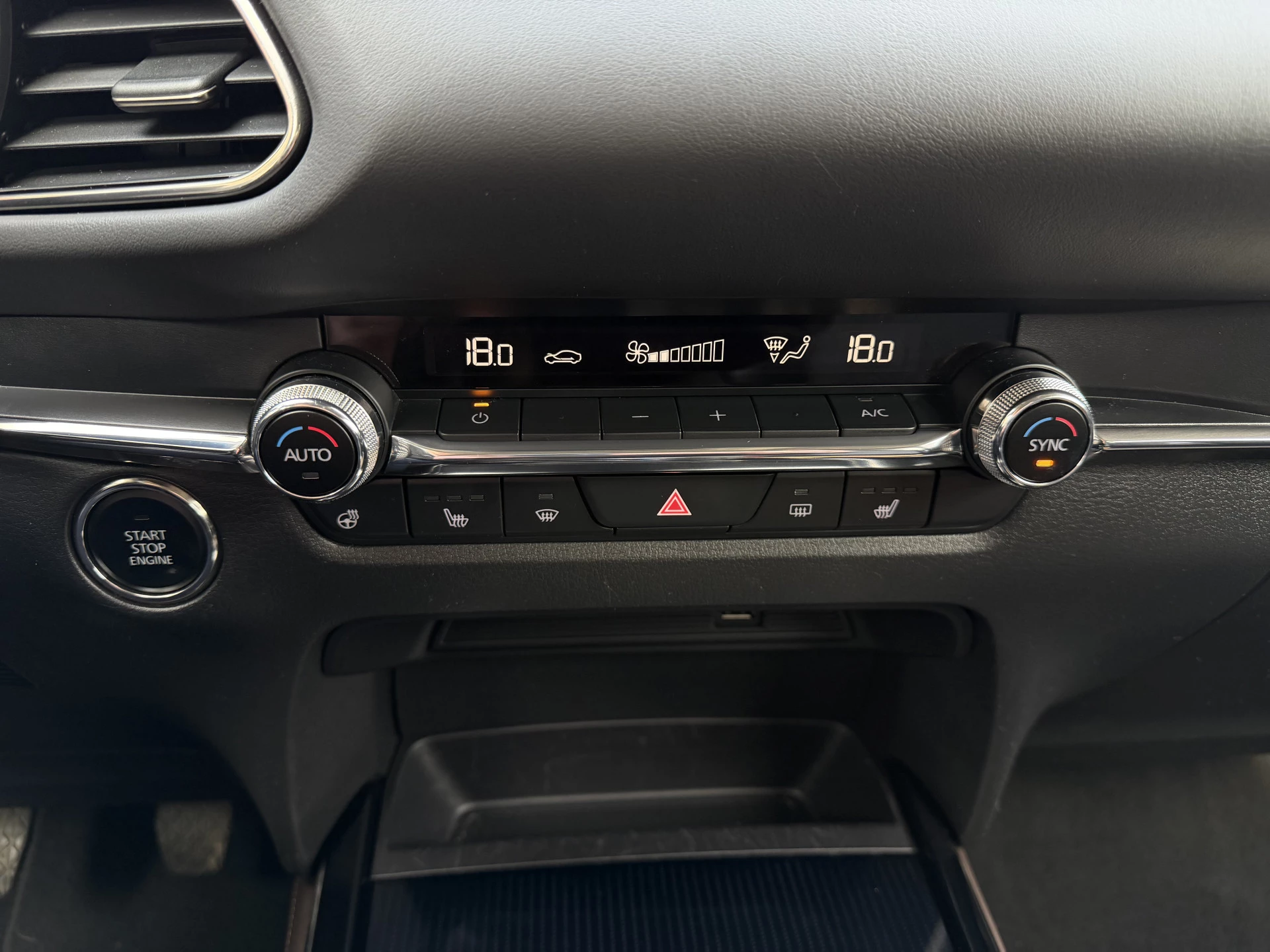 Hoofdafbeelding Mazda CX-30