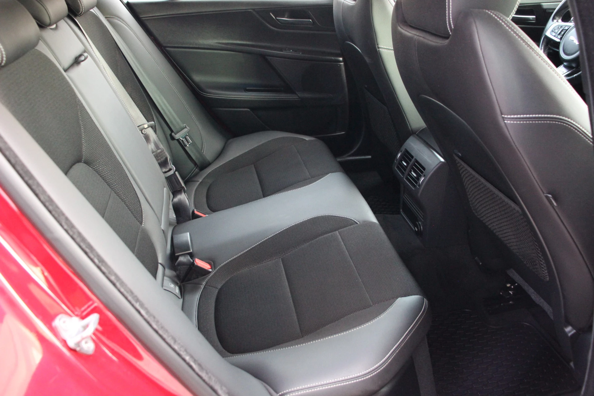 Hoofdafbeelding Jaguar XE