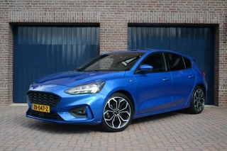 Ford Focus 1.0 EcoBoost ST Line Business | Bang&Olufsen | Keyless | Camera | LED | NAP | Winter pack | 1e eigenaar
