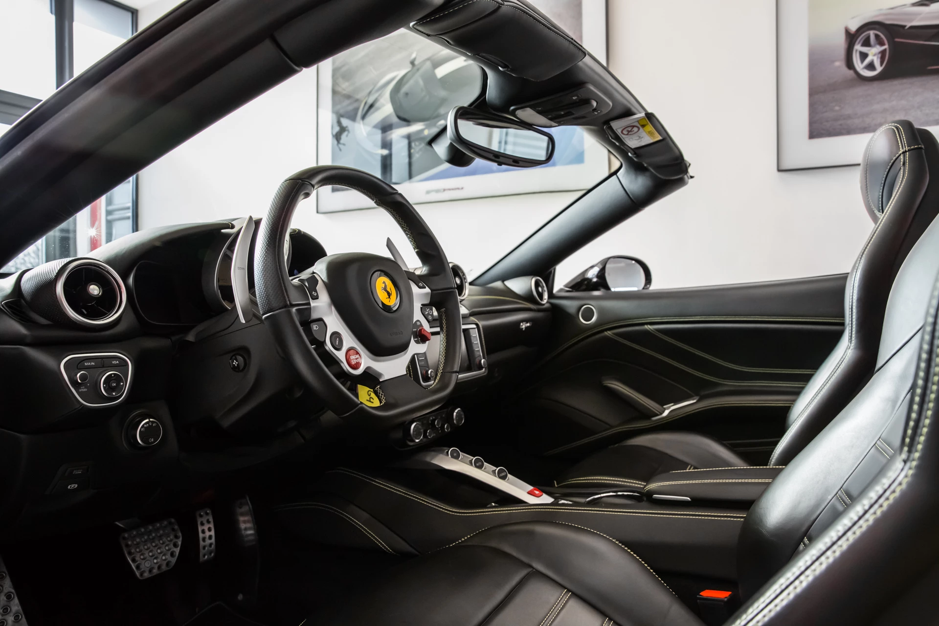 Hoofdafbeelding Ferrari California
