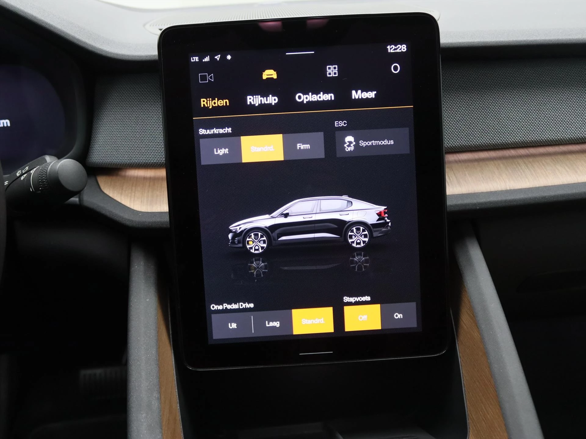 Hoofdafbeelding Polestar 2