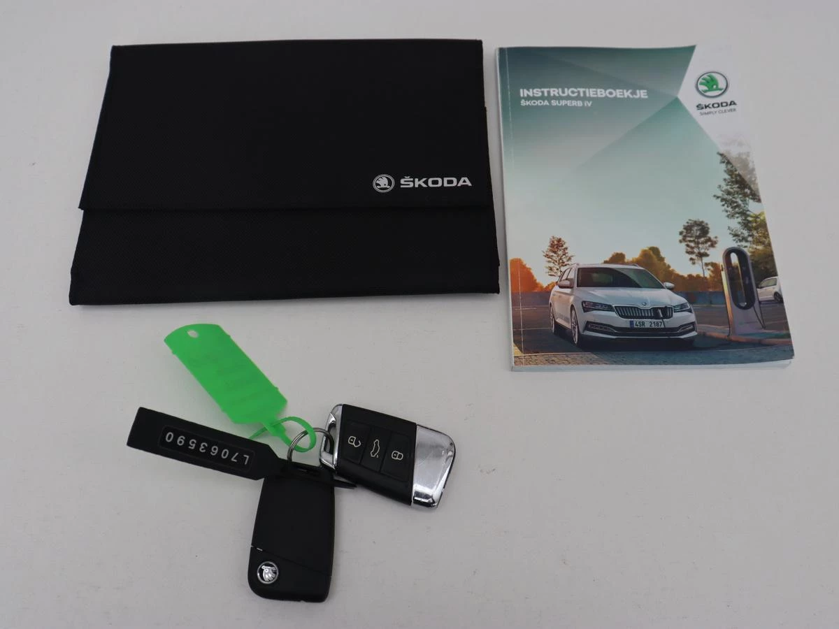 Hoofdafbeelding Škoda Superb