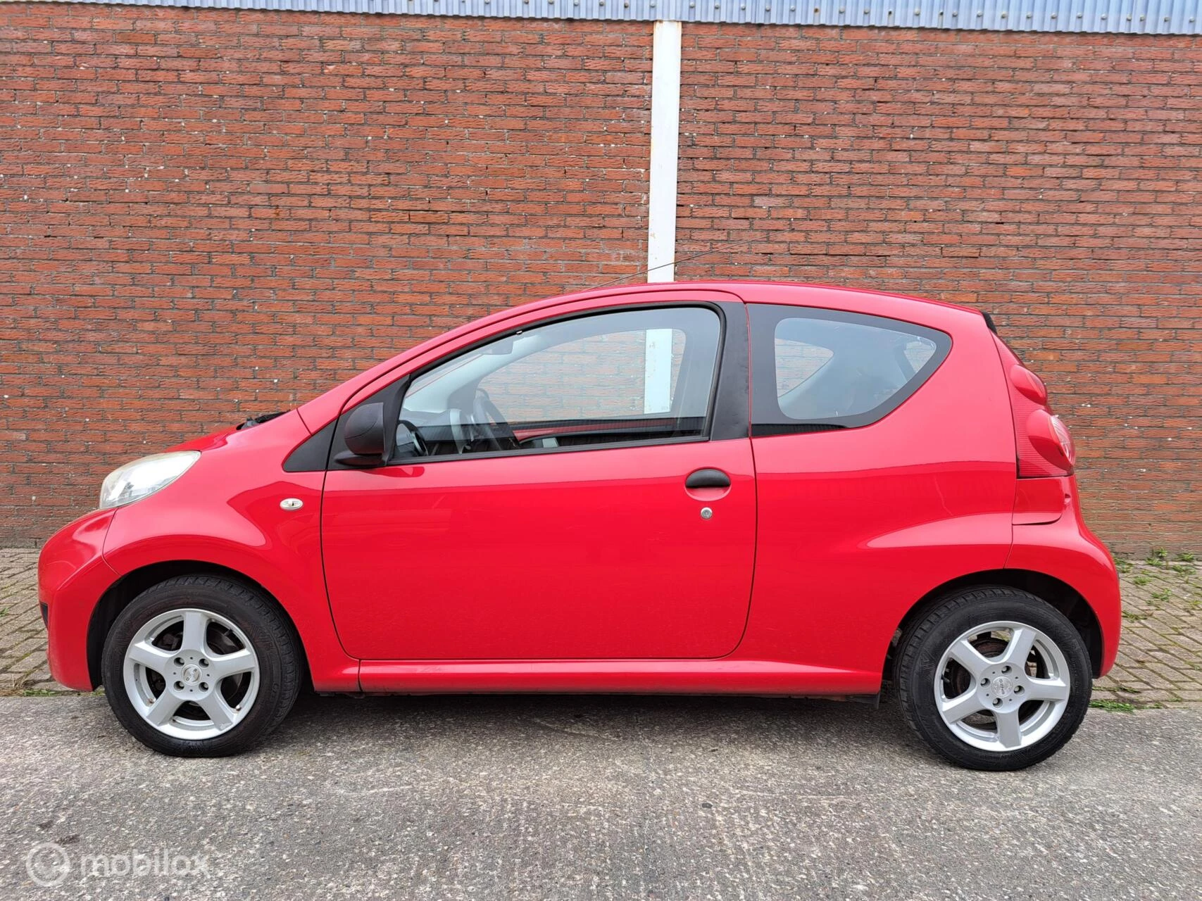 Hoofdafbeelding Peugeot 107