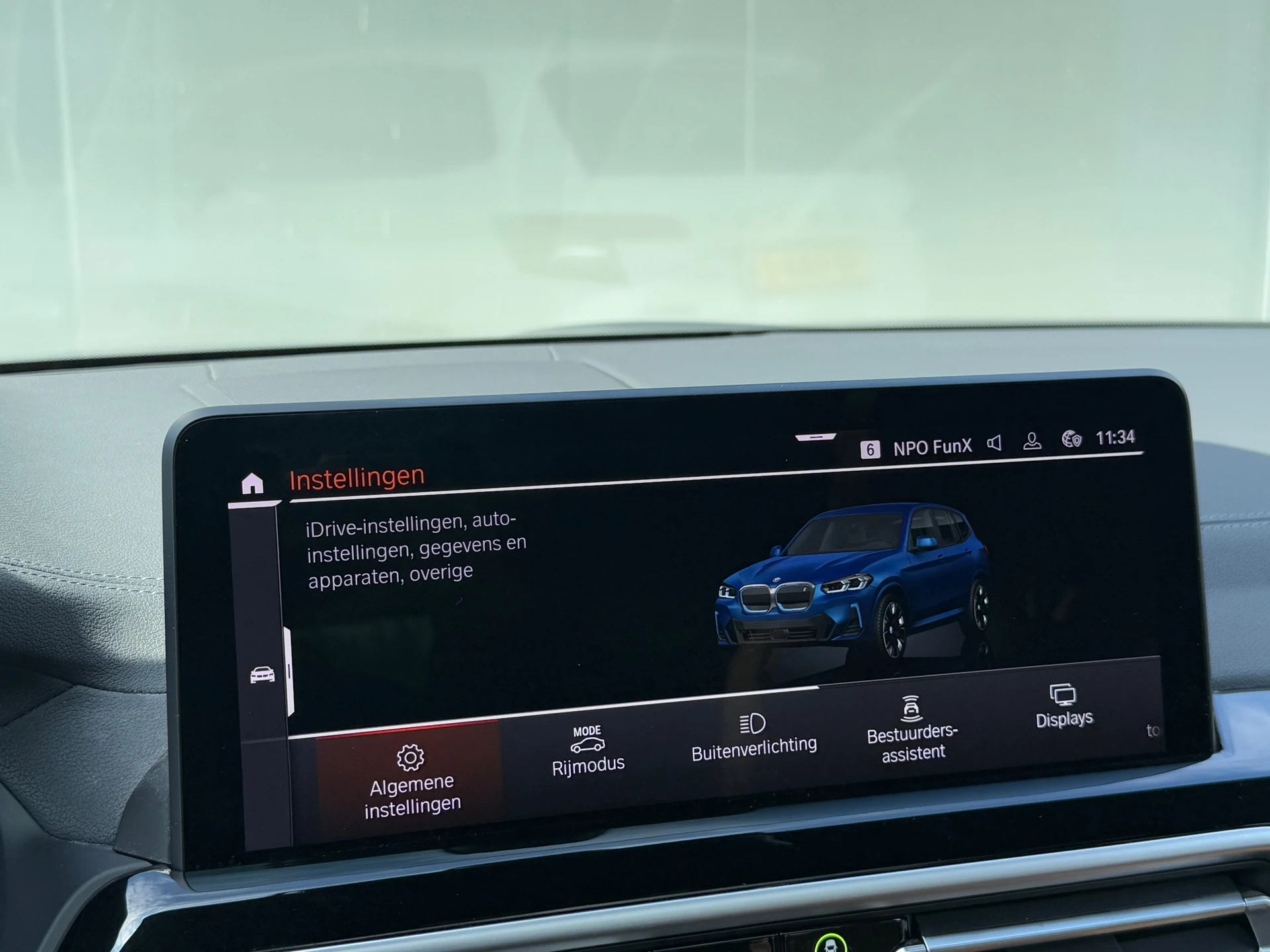 Hoofdafbeelding BMW iX3