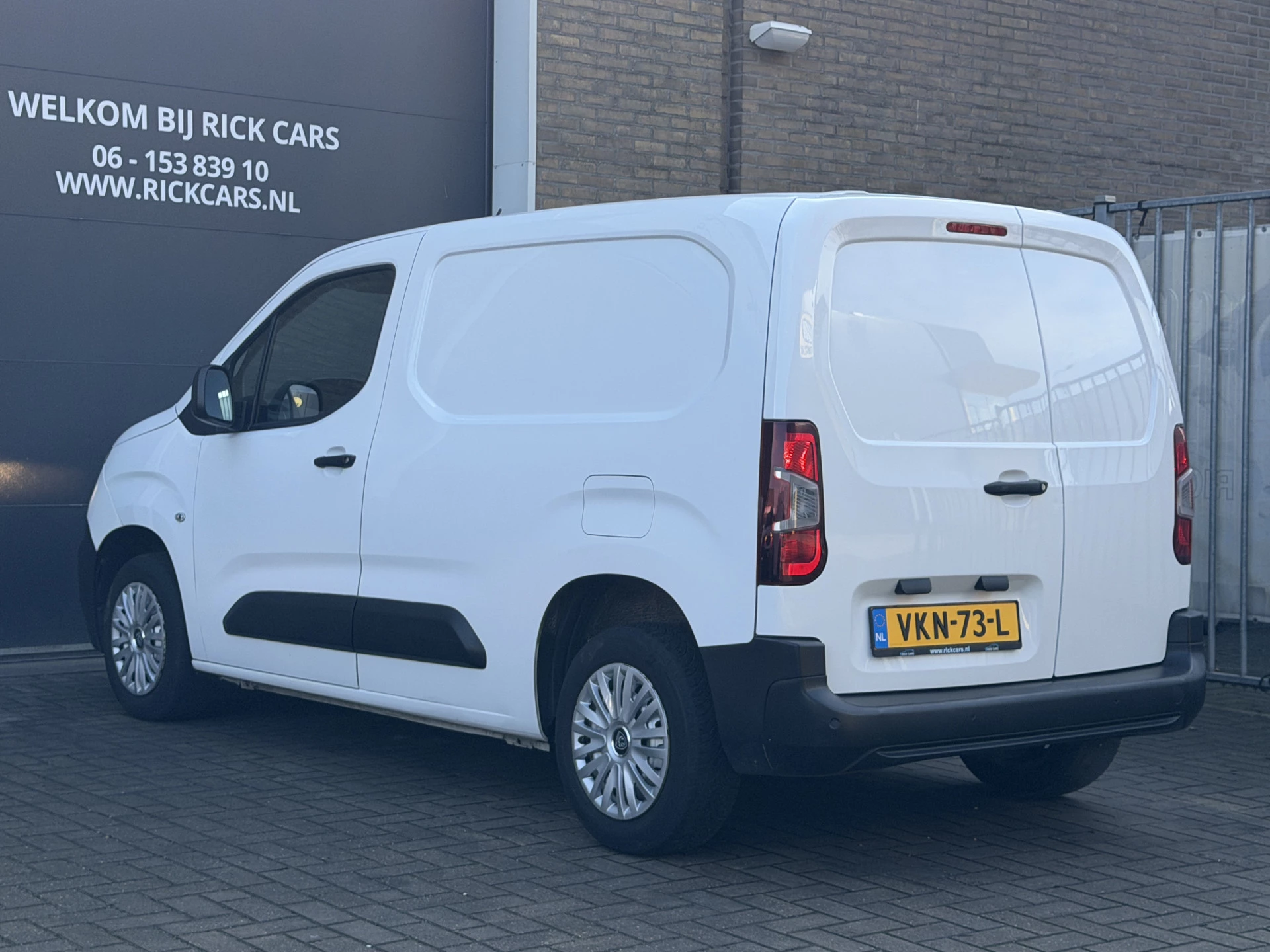 Hoofdafbeelding Peugeot Partner