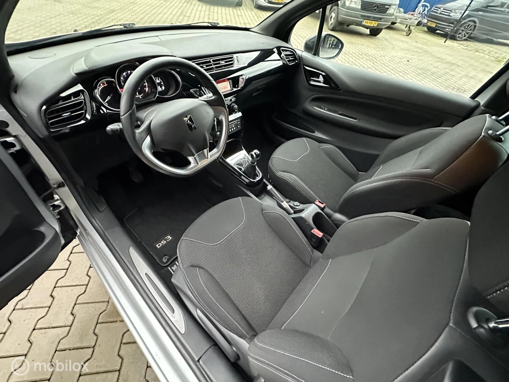 Hoofdafbeelding DS DS 3