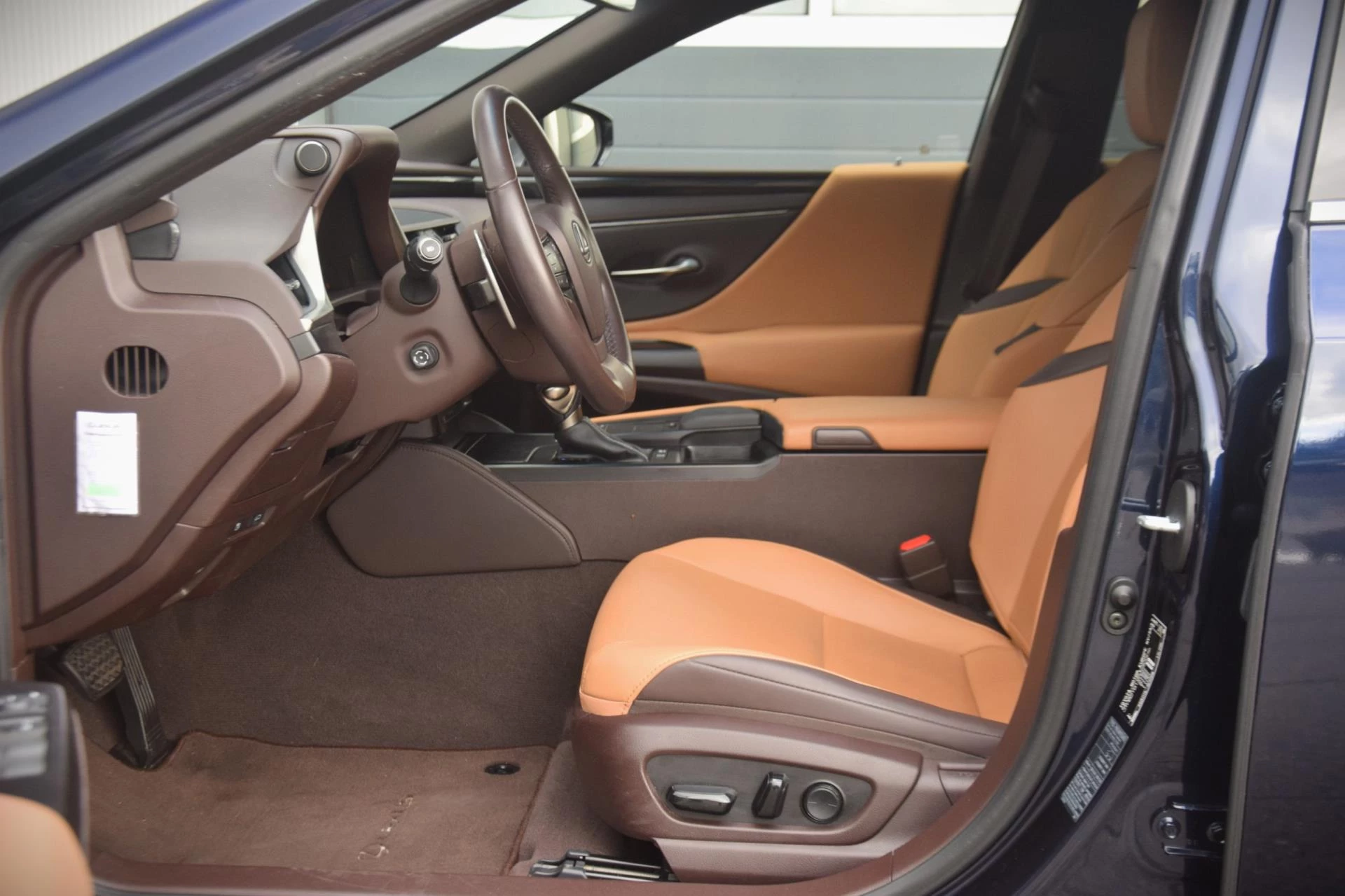 Hoofdafbeelding Lexus ES