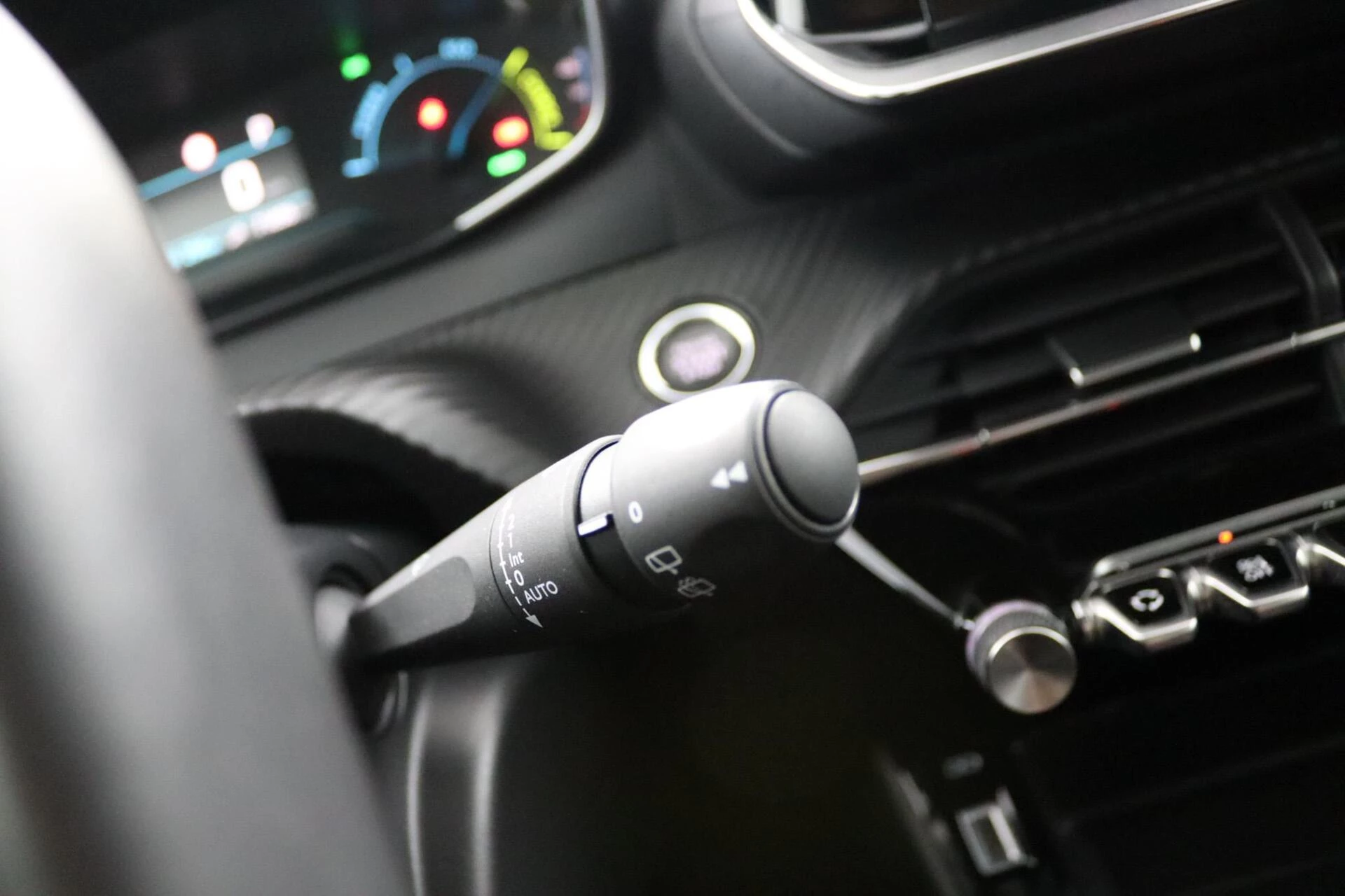 Hoofdafbeelding Peugeot e-2008