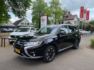 Mitsubishi Outlander 2.0 PHEV INSTYLE PLUG-IN / LEDER / CAMERA / TREKHAAK / 18'' LMV