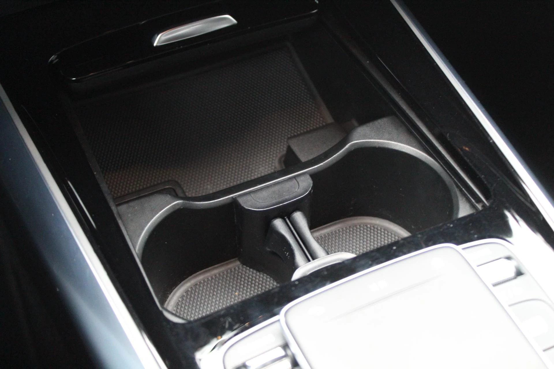 Hoofdafbeelding Mercedes-Benz EQA