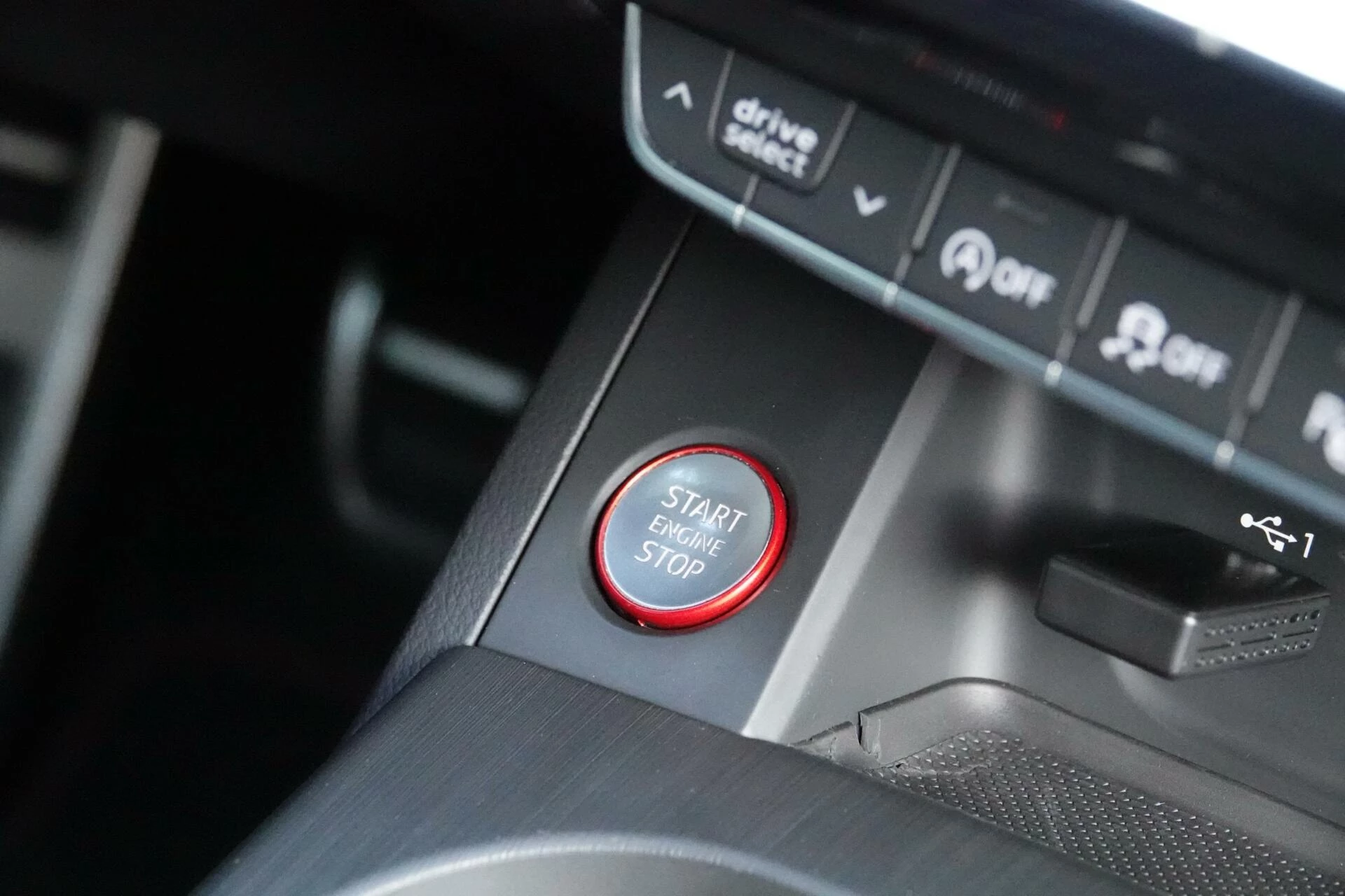 Hoofdafbeelding Audi S4