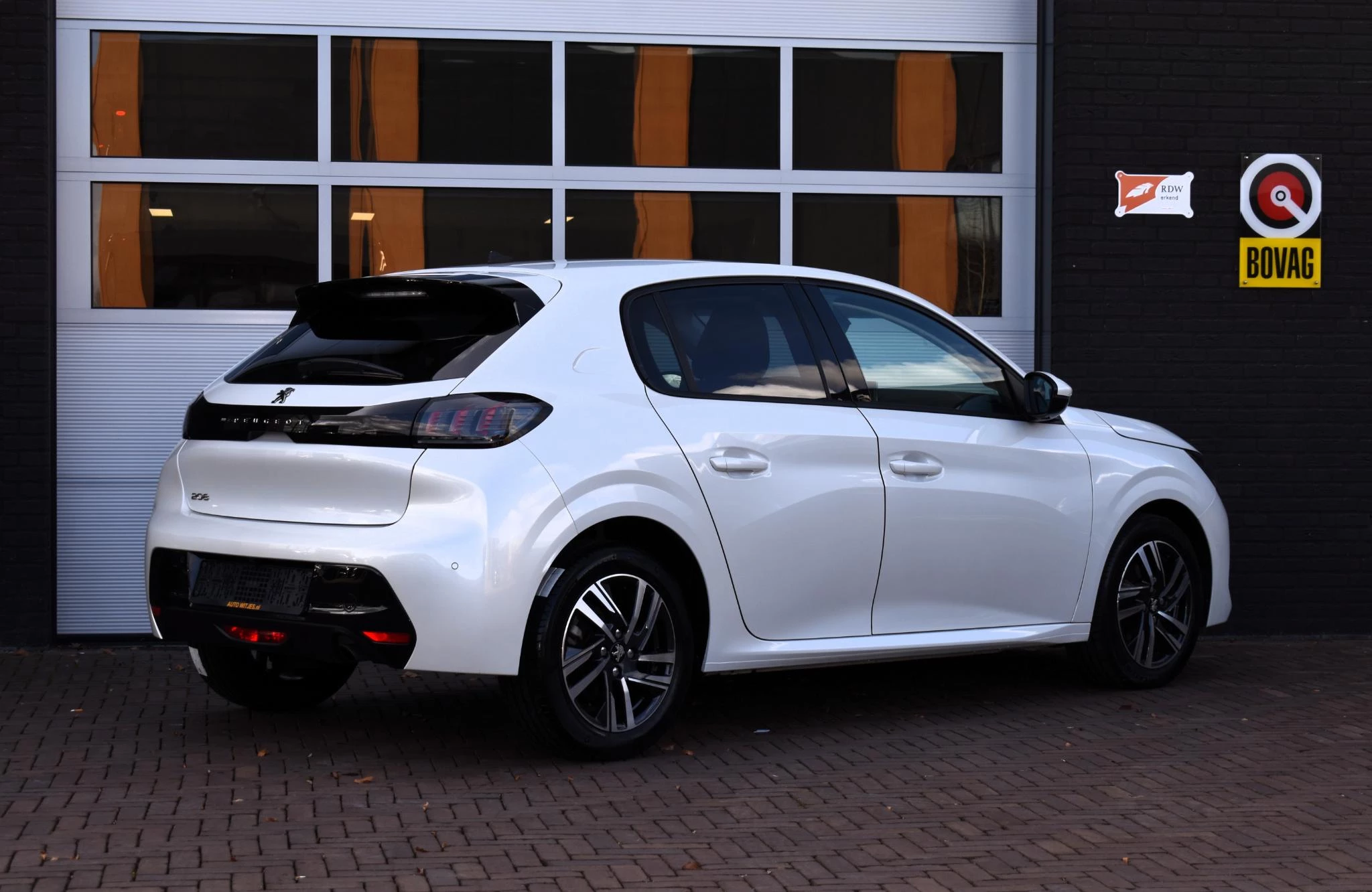 Hoofdafbeelding Peugeot 208