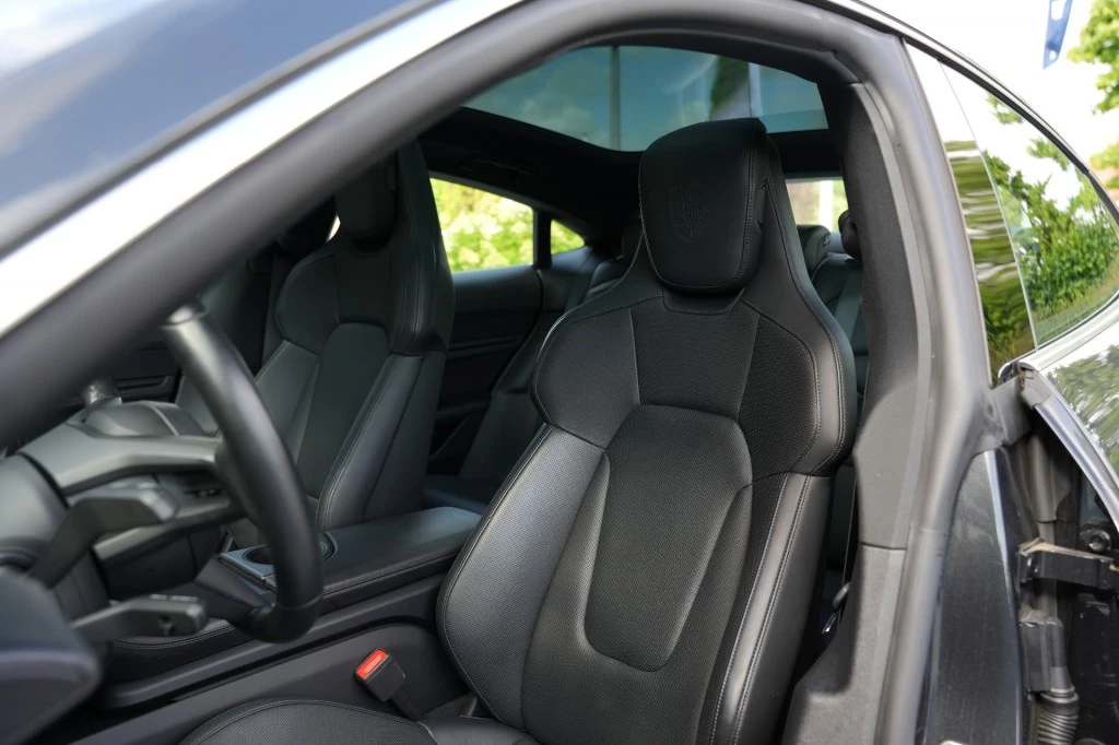 Hoofdafbeelding Porsche Taycan
