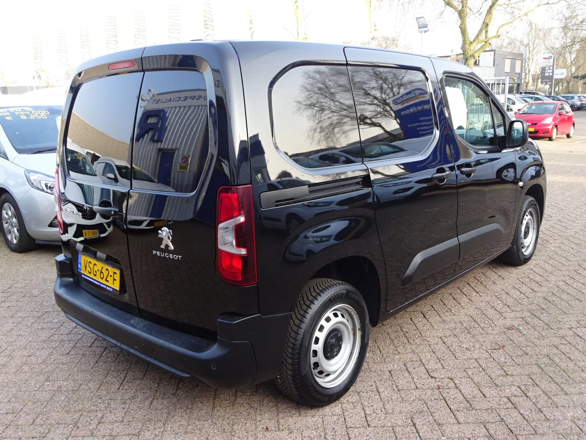 Hoofdafbeelding Peugeot Partner