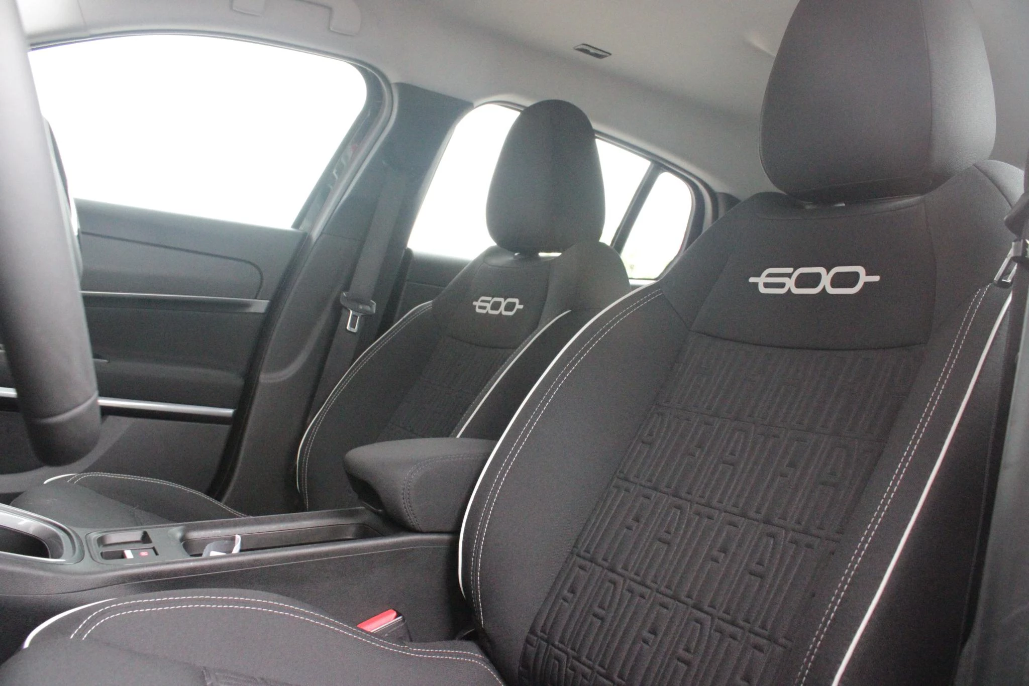 Hoofdafbeelding Fiat 600