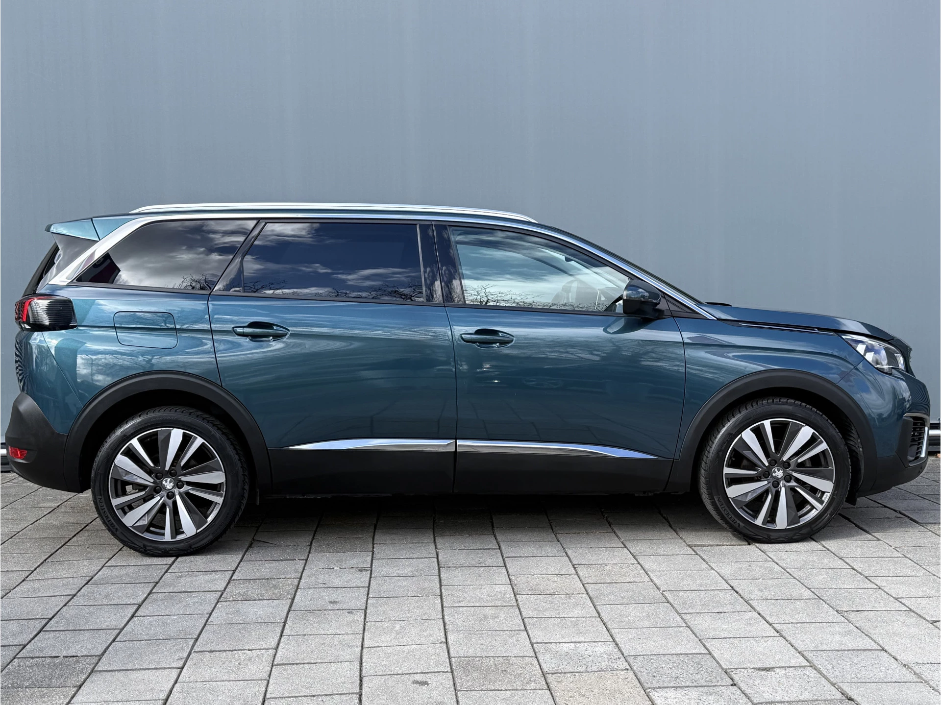 Hoofdafbeelding Peugeot 5008