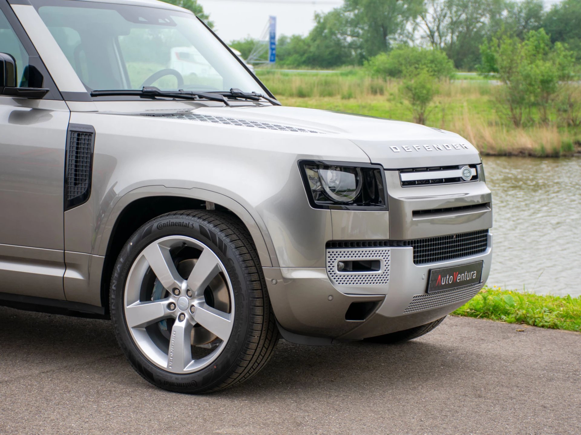 Hoofdafbeelding Land Rover Defender