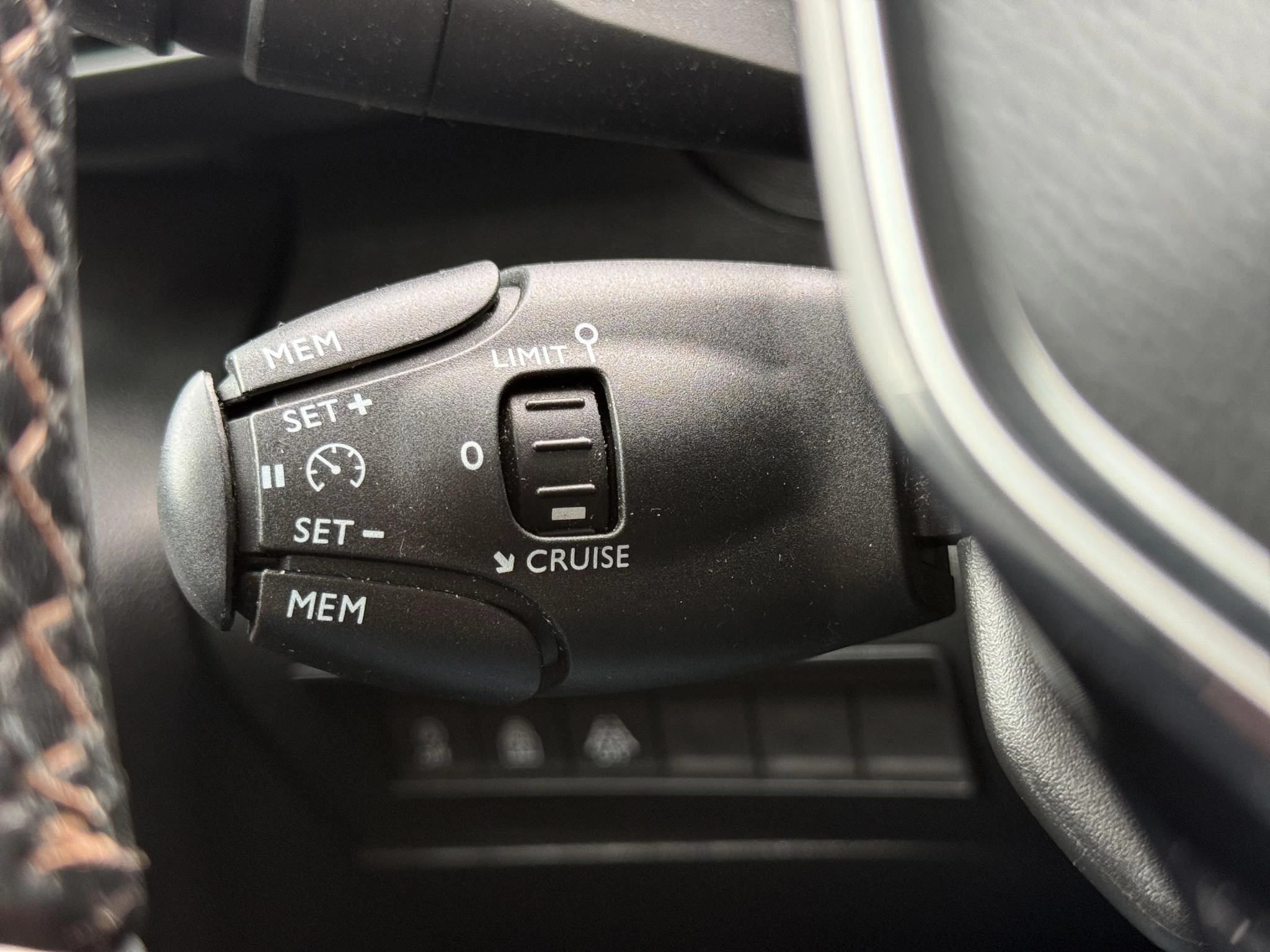 Hoofdafbeelding Peugeot Rifter