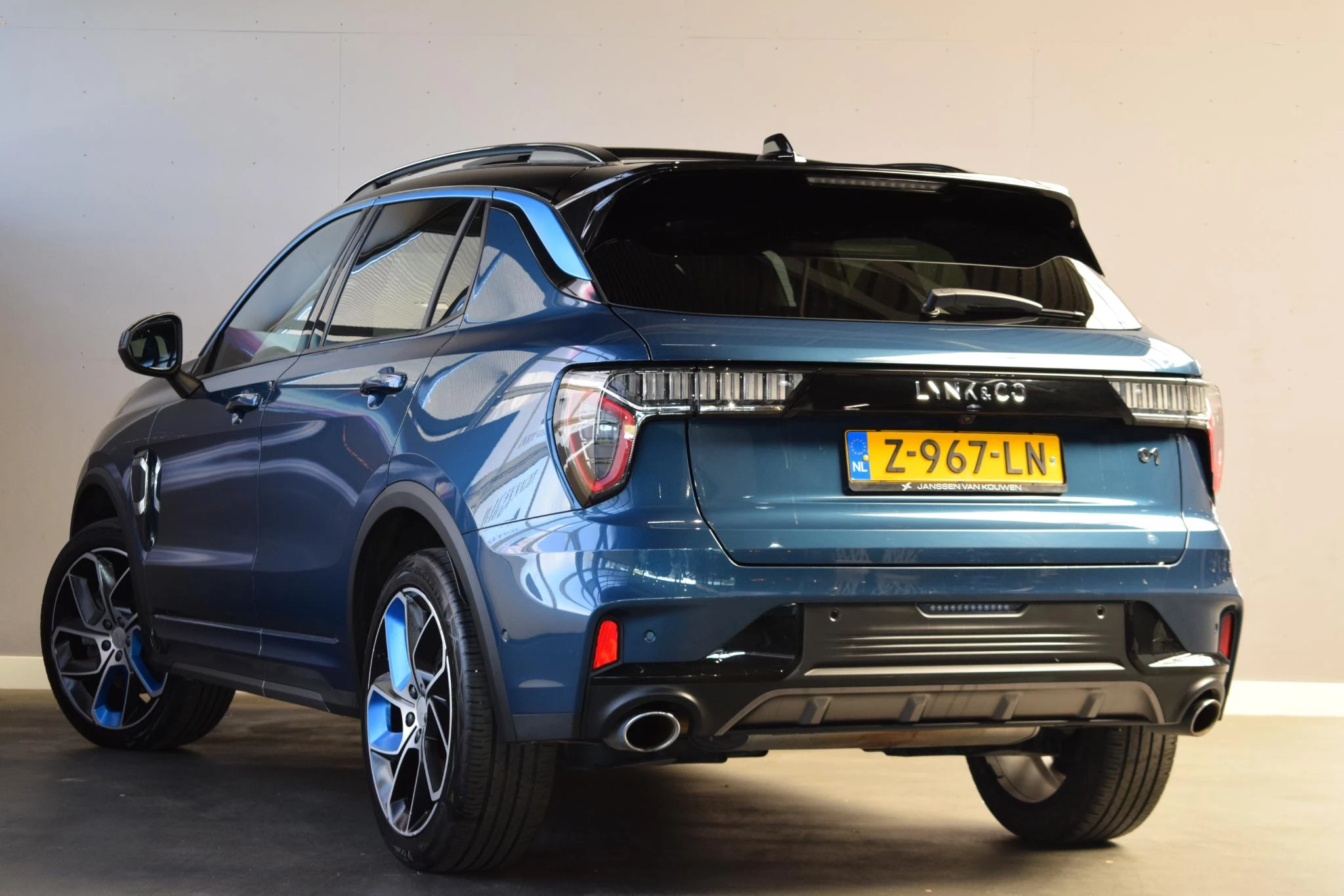 Hoofdafbeelding Lynk & Co 01