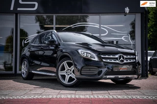 Mercedes-Benz GLA-klasse 180 Business Solution AMG Night Upgrade Carplay|Trekhaak|Camera|Led|19"LMV