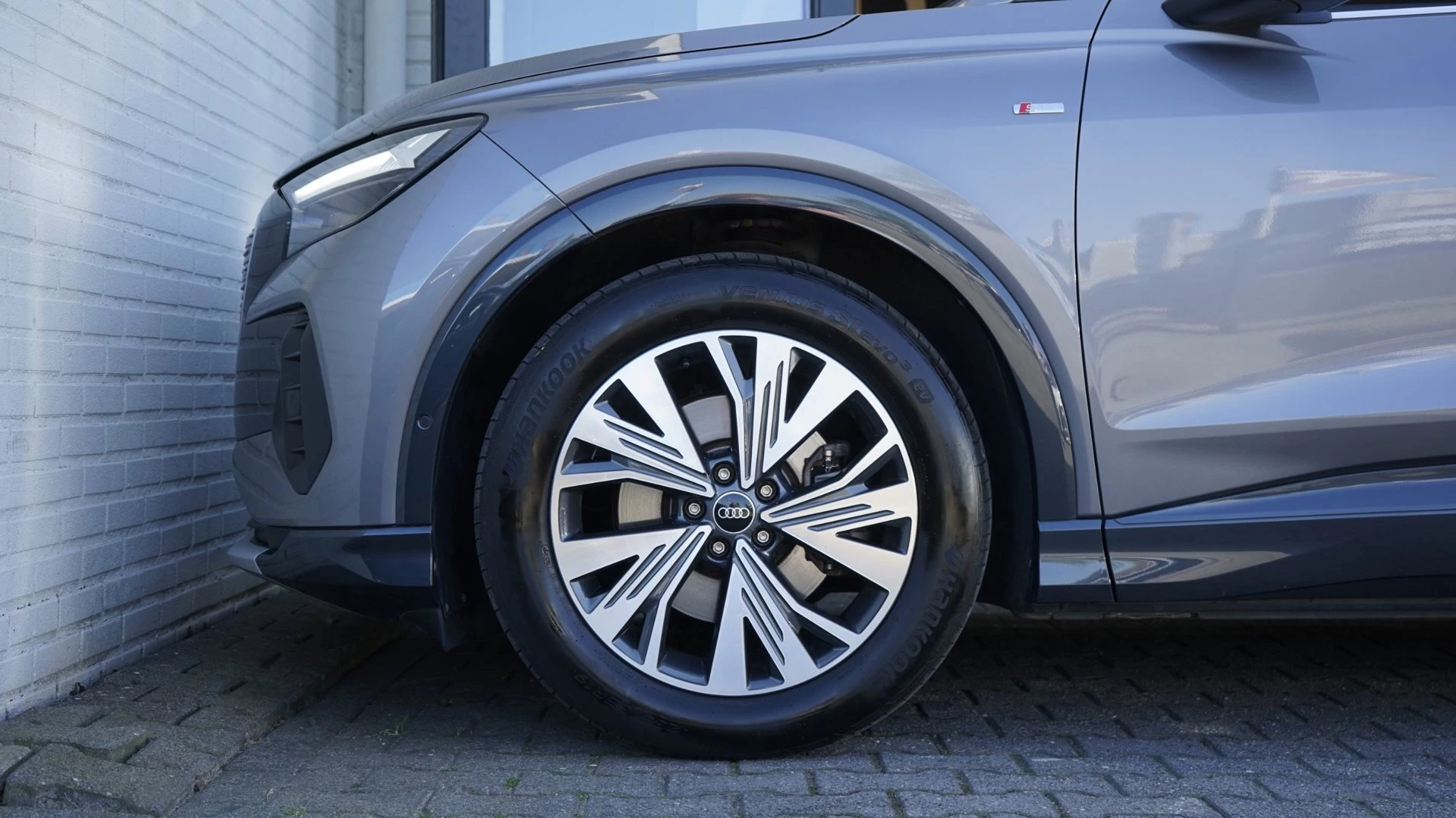 Hoofdafbeelding Audi Q4 e-tron