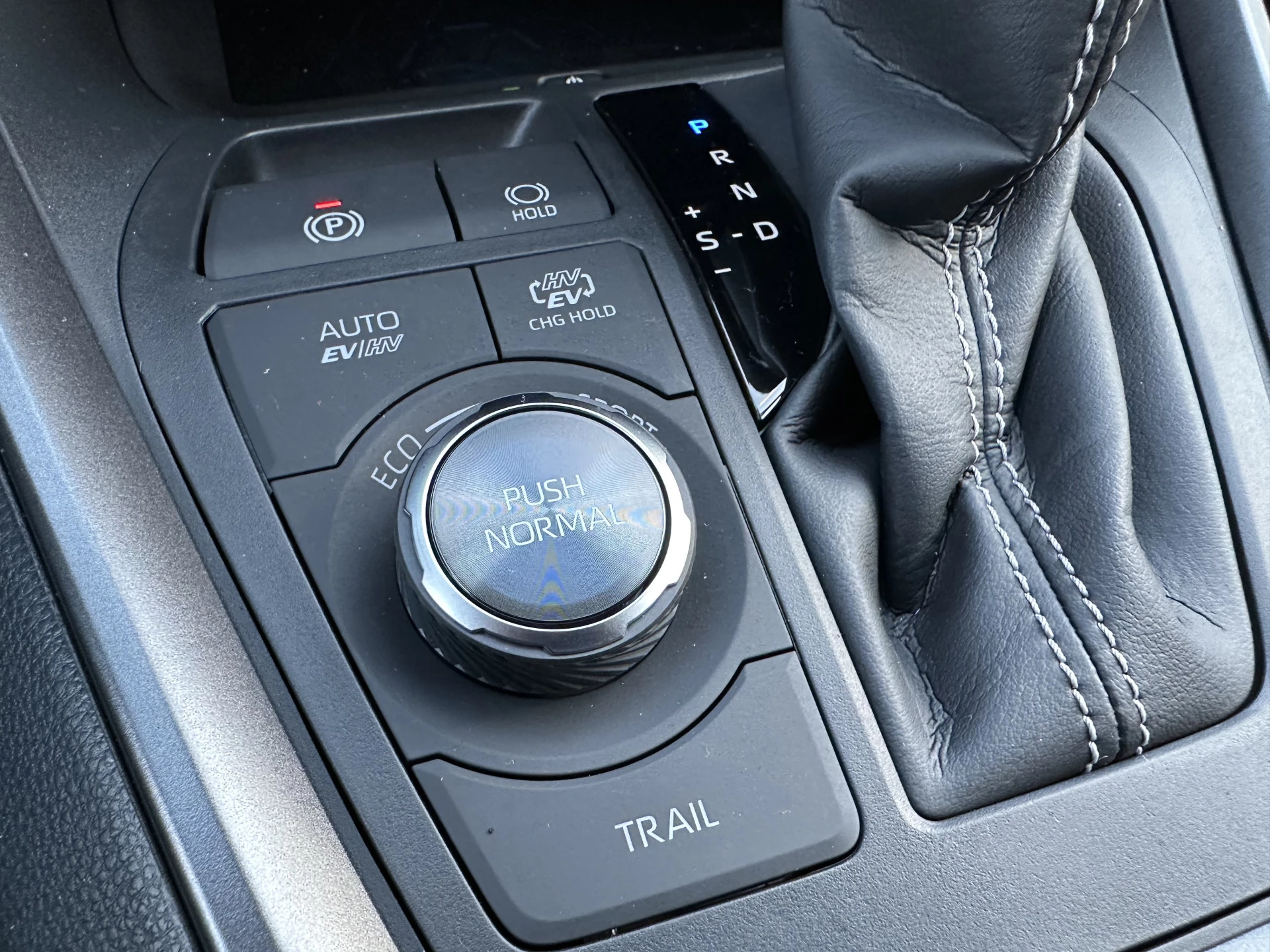 Hoofdafbeelding Toyota RAV4