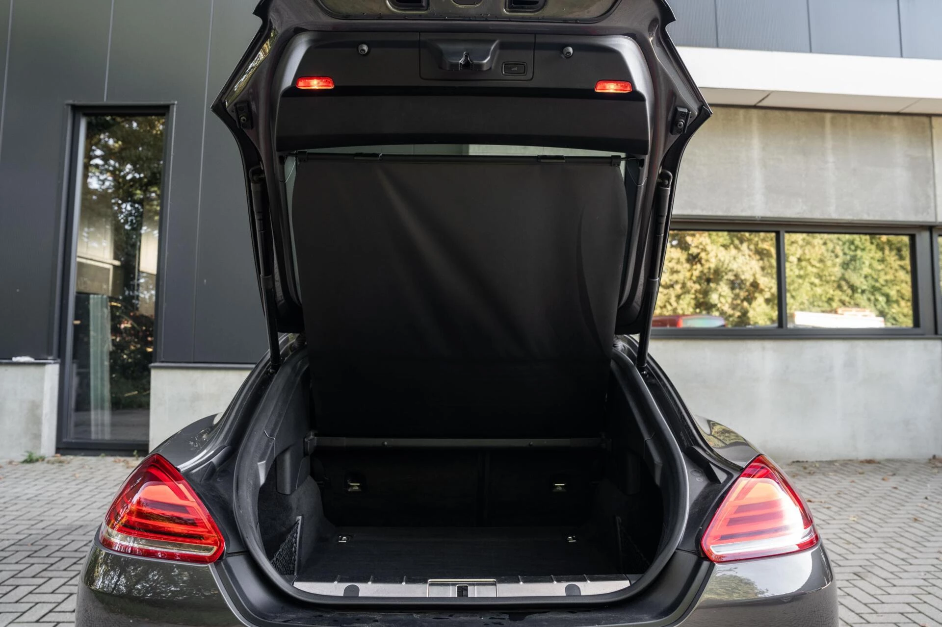 Hoofdafbeelding Porsche Panamera