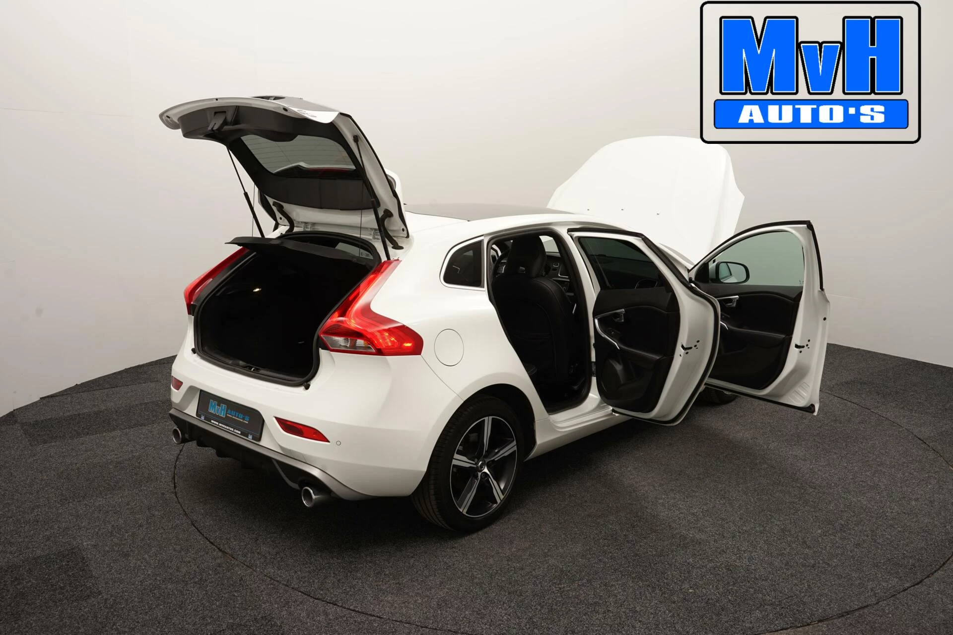 Hoofdafbeelding Volvo V40