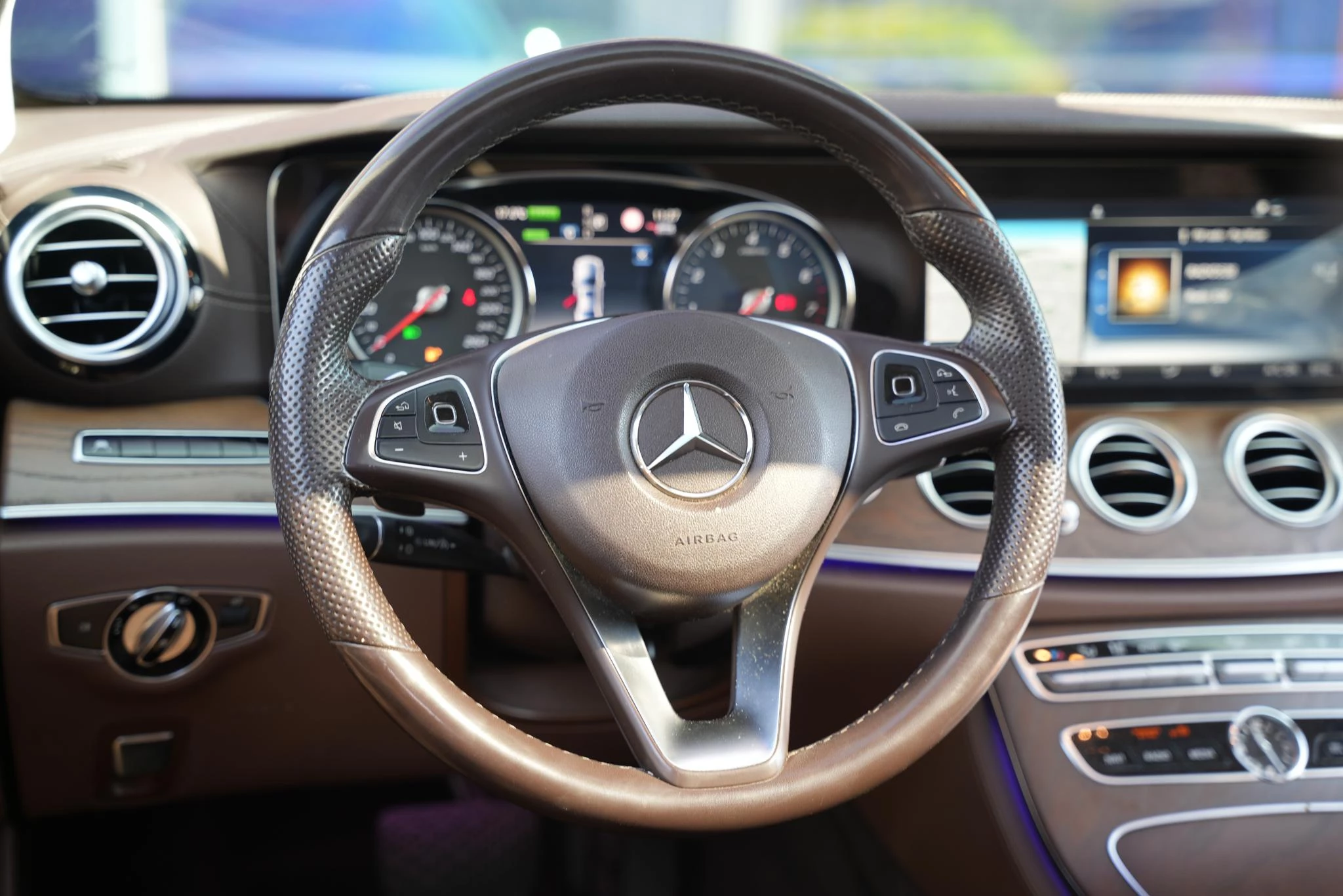 Hoofdafbeelding Mercedes-Benz E-Klasse