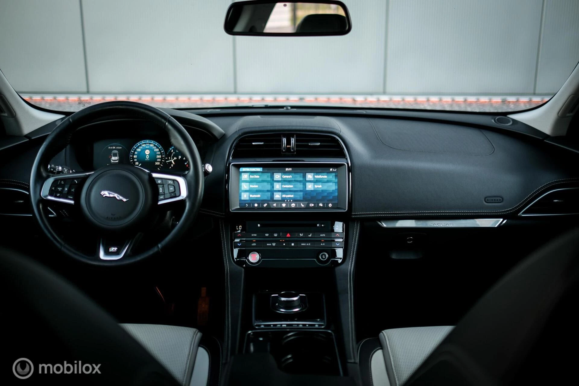 Hoofdafbeelding Jaguar F-PACE
