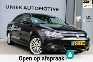 Hoofdafbeelding Volkswagen Jetta Volkswagen Jetta 1.4 TSI DSG HYBRID HIGHLINE | PDC V+A | NAVIGATIE | LED | CRUISE | NIEUWE APK!