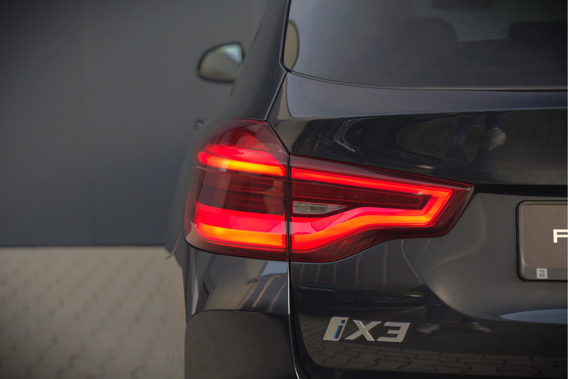 Hoofdafbeelding BMW iX3