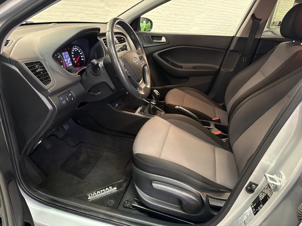 Hoofdafbeelding Hyundai i20