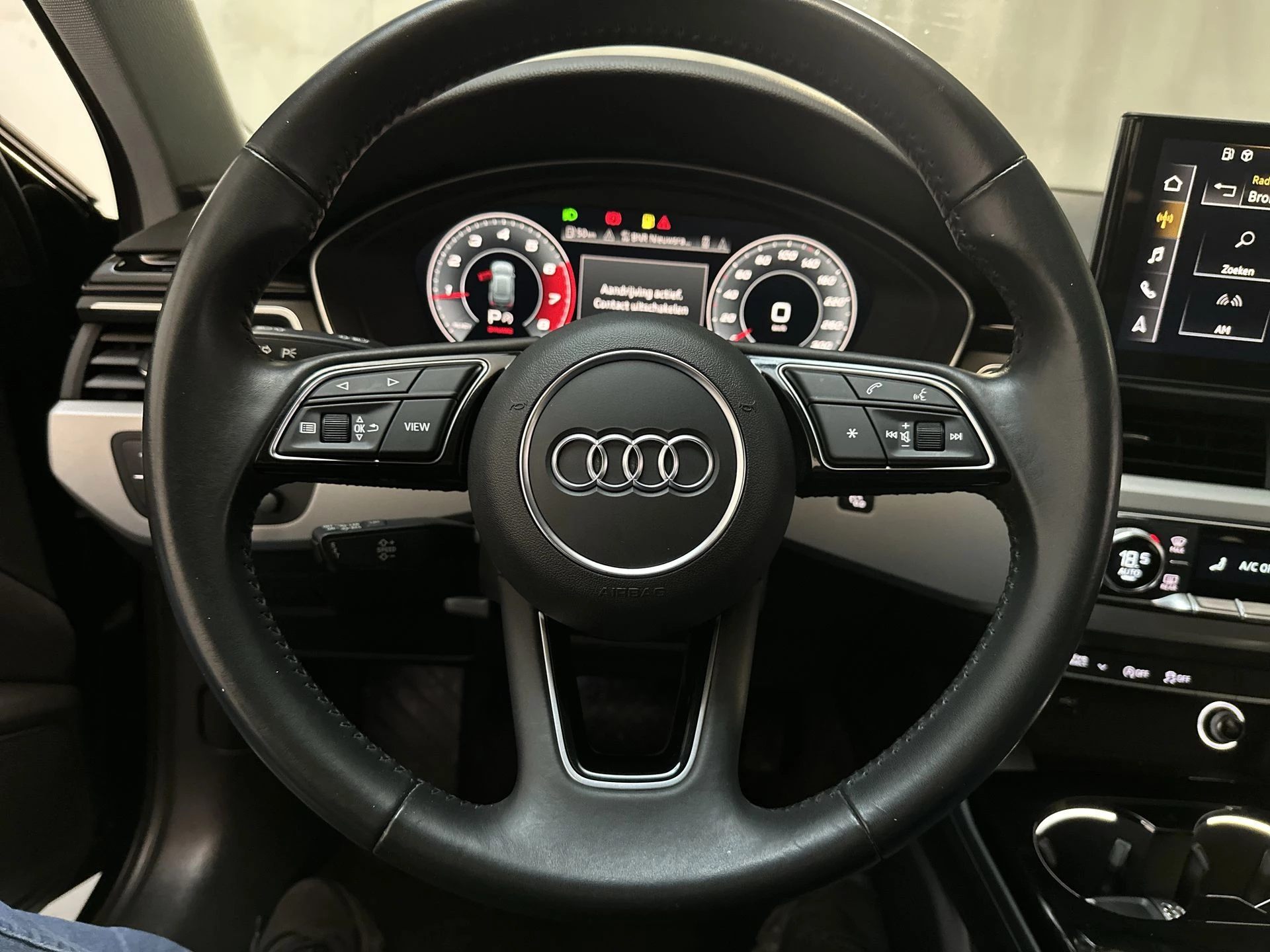 Hoofdafbeelding Audi A4
