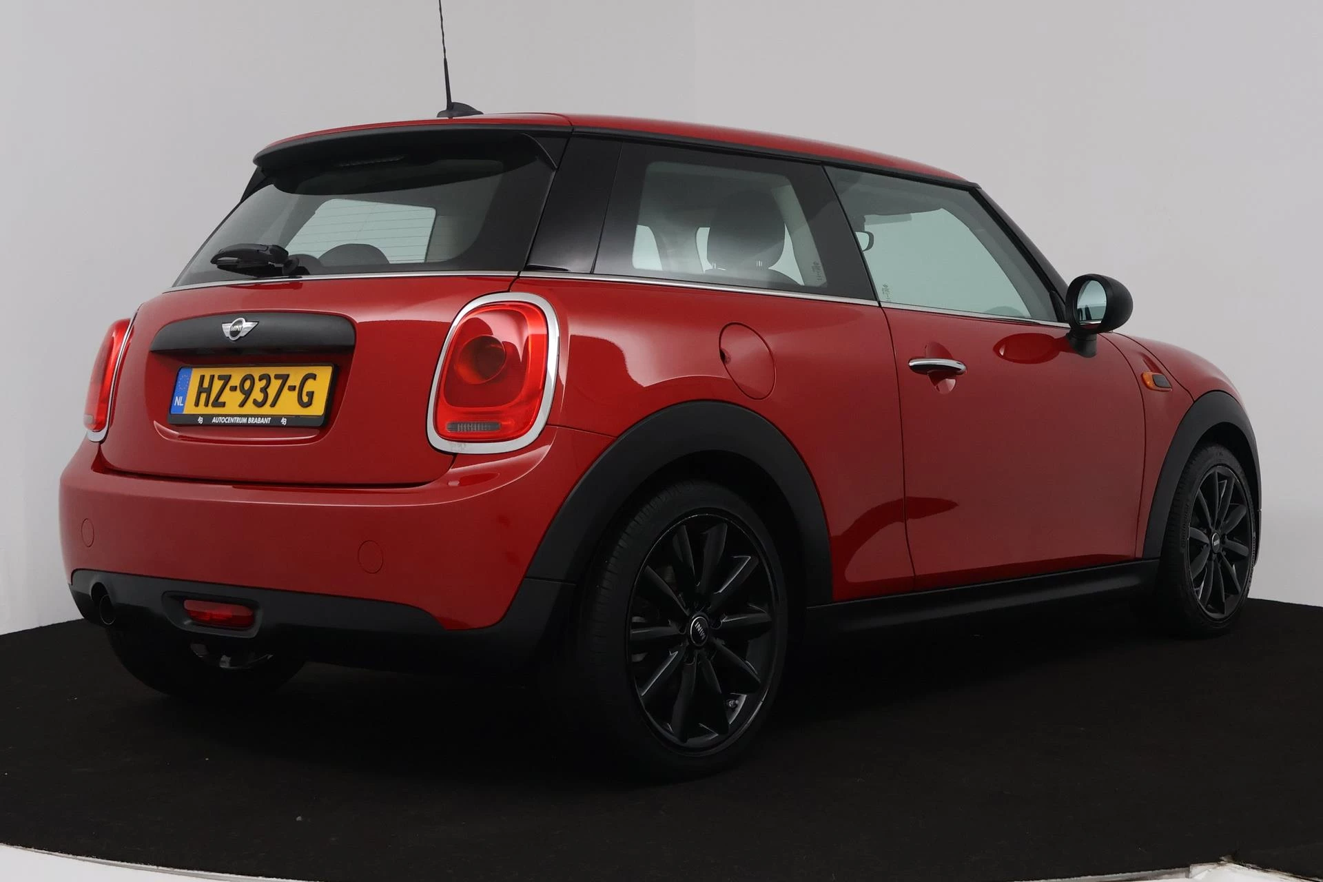 Hoofdafbeelding MINI One