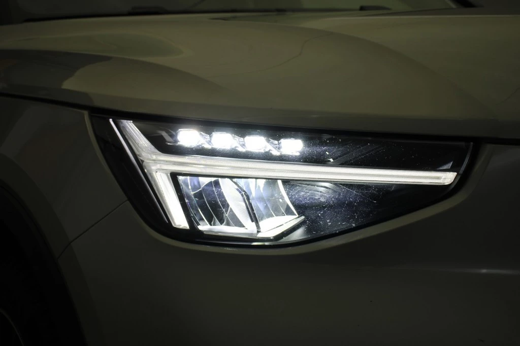 Hoofdafbeelding Volvo C40