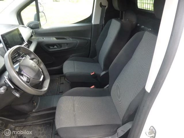 Hoofdafbeelding Peugeot Partner