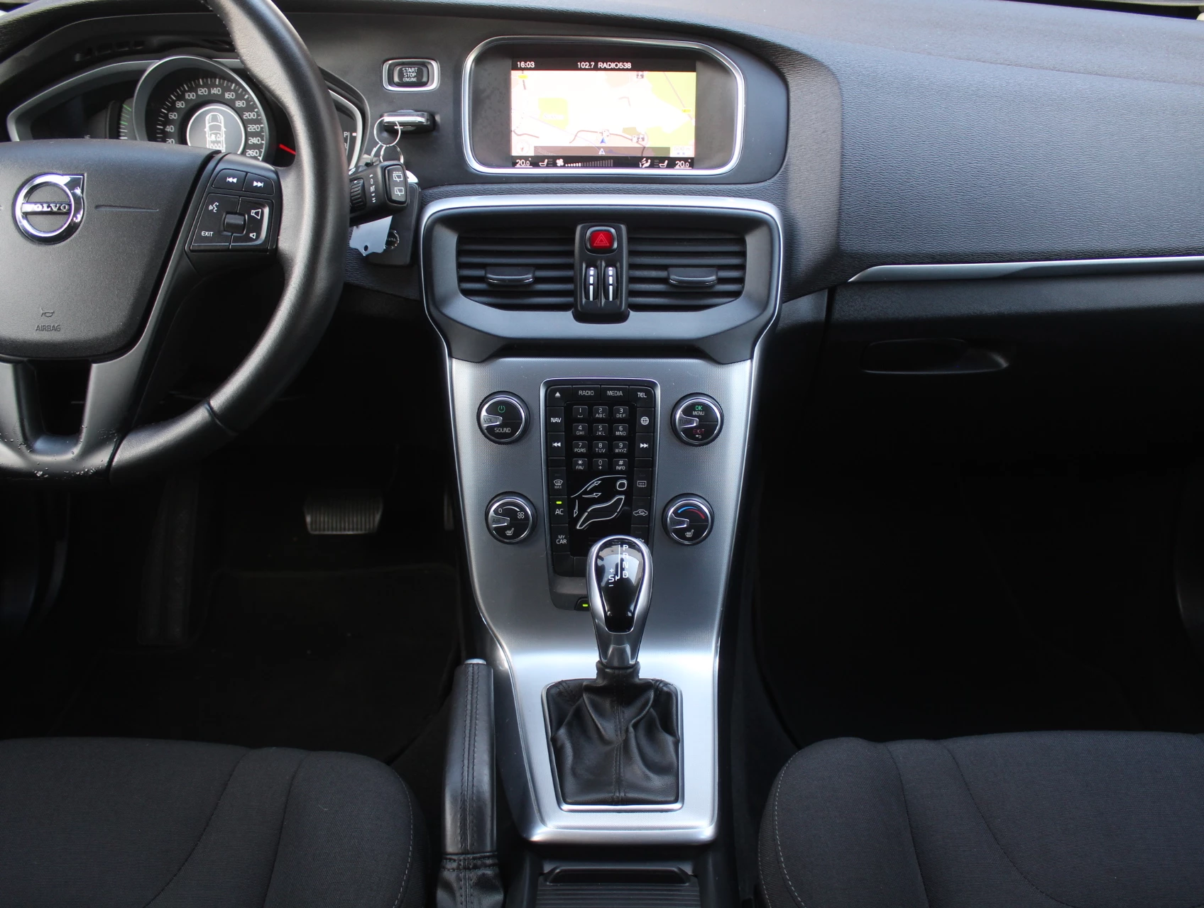 Hoofdafbeelding Volvo V40
