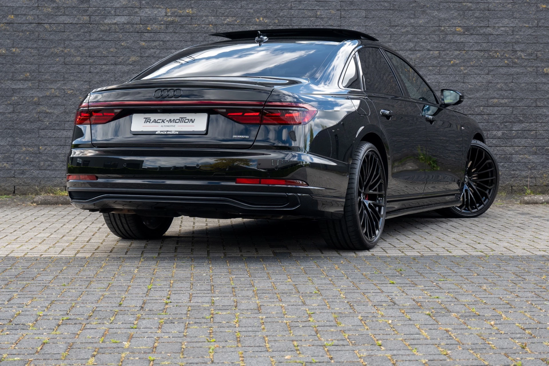 Hoofdafbeelding Audi A8