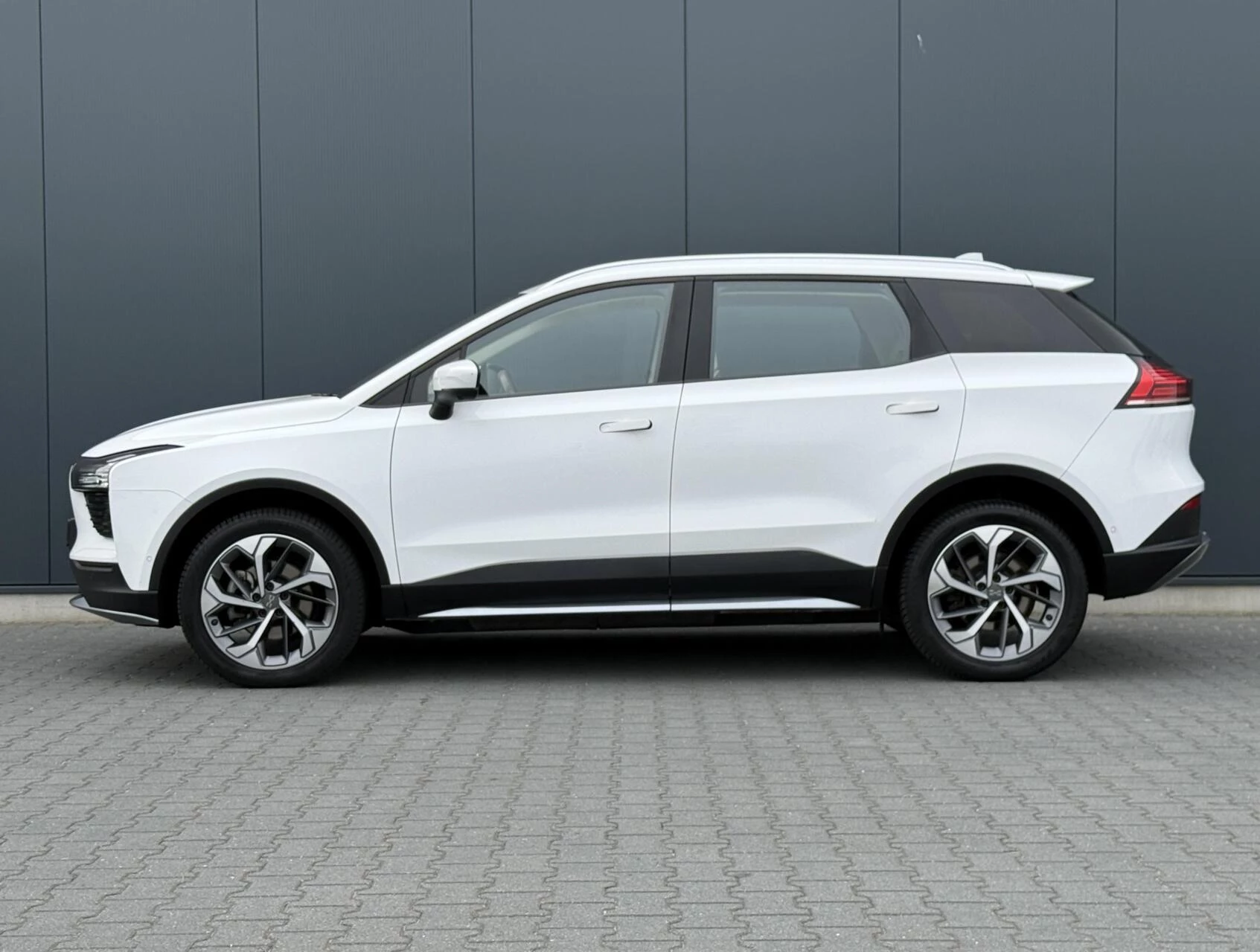 Hoofdafbeelding Aiways U5