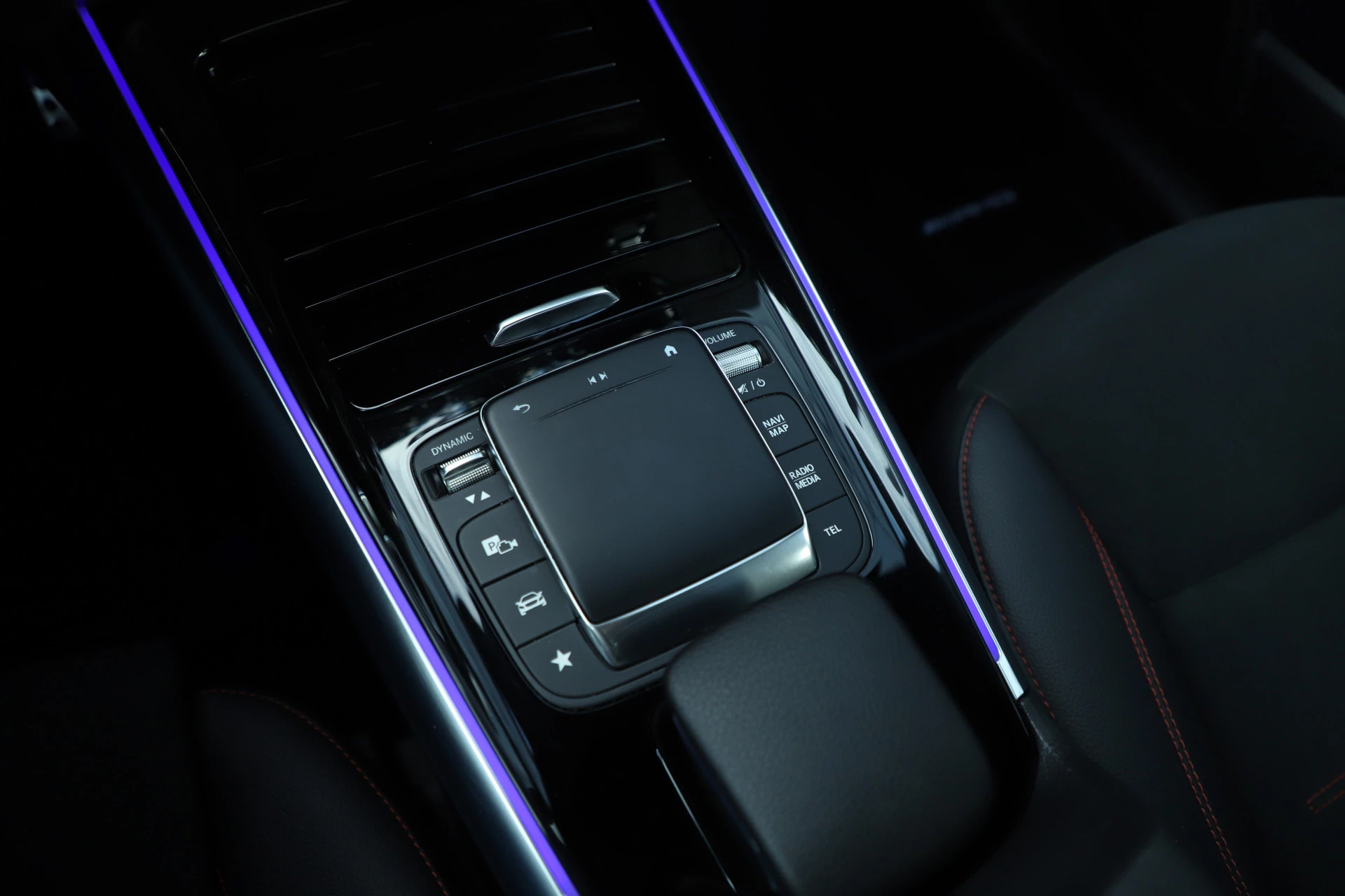 Hoofdafbeelding Mercedes-Benz EQA