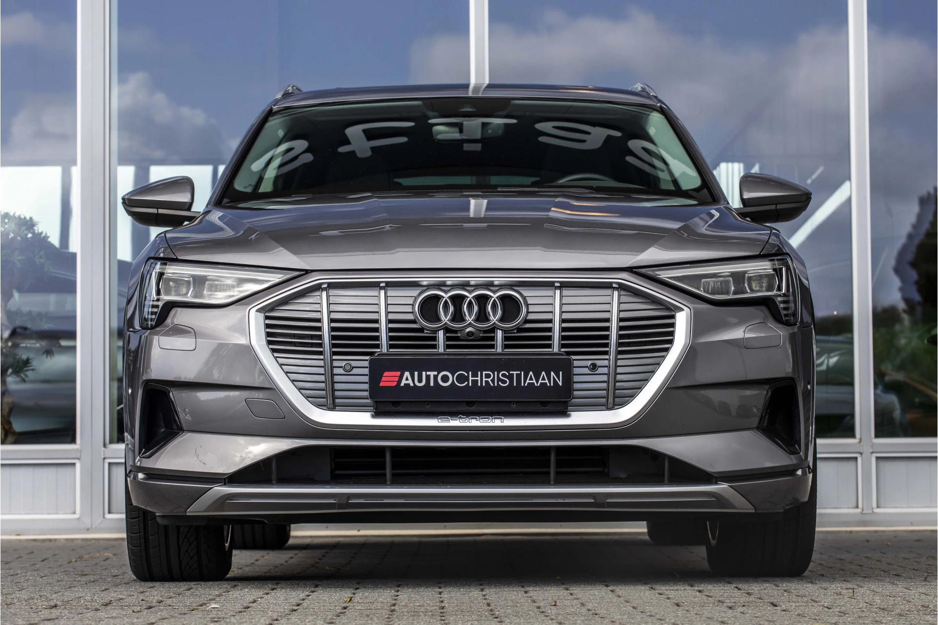 Hoofdafbeelding Audi e-tron