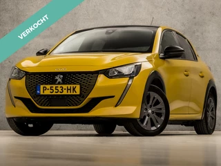 Peugeot e-208 EV Allure Sport 50 kWh Automaat (APPLE CARPLAY, GROOT NAVI, 360 CAMERA, KEYLESS, SPORTSTOELEN, GETINT GLAS, LM VELGEN, LED KOPLAMPEN, NIEUWSTAAT)