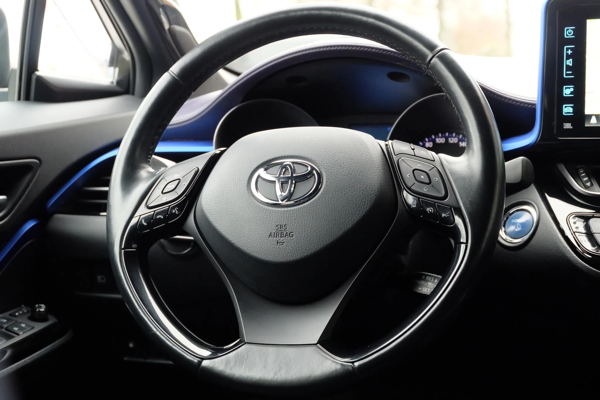 Hoofdafbeelding Toyota C-HR